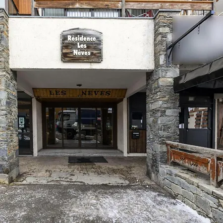 Neves - Location: Pour 4 Personnes Dans Un Quartier Anime Apartman Val Thorens