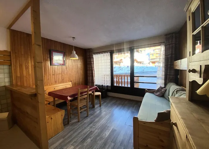 Neves - Location: Pour 4 Personnes Dans Un Quartier Anime Val Thorens