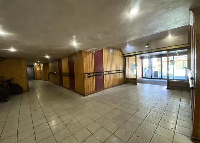 Appartement Neves - Location: Pour 4 Personnes Dans Un Quartier Anime *