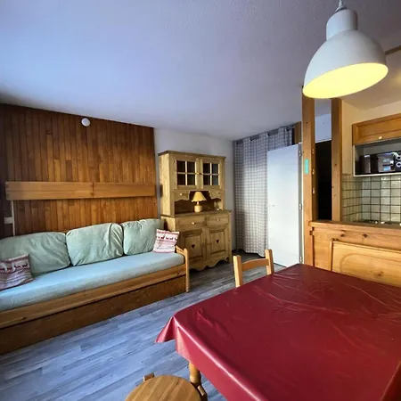 Neves - Location: Pour 4 Personnes Dans Un Quartier Anime شقة *
