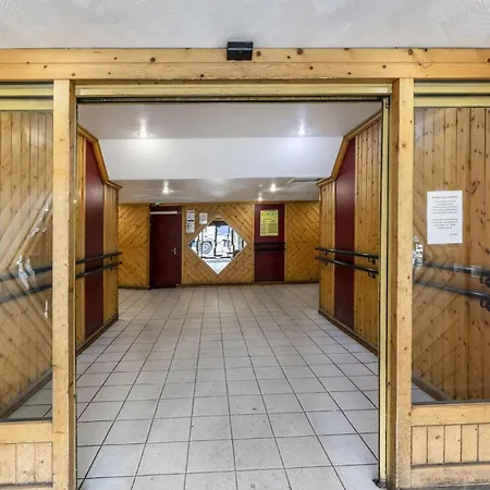 Neves - Location: Pour 4 Personnes Dans Un Quartier Anime