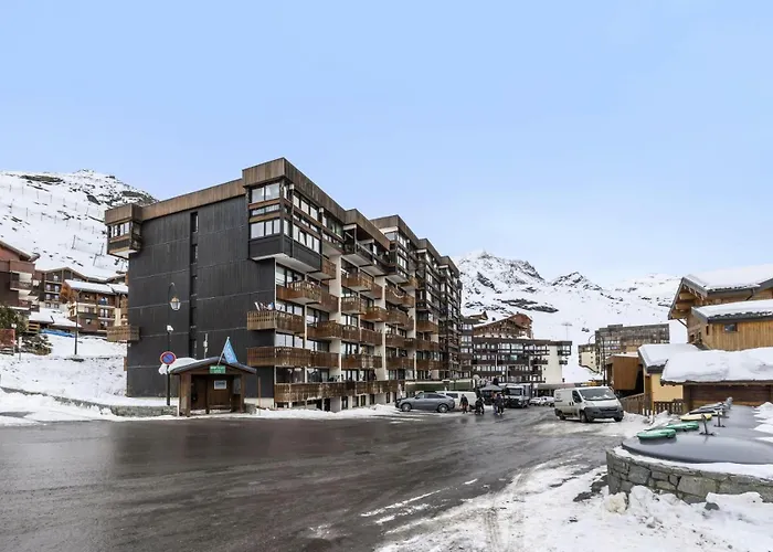 Neves - Location: Pour 4 Personnes Dans Un Quartier Anime Val Thorens